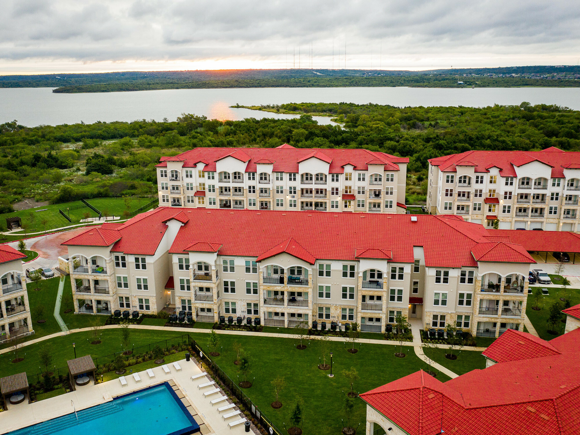 The Mansions, Texas