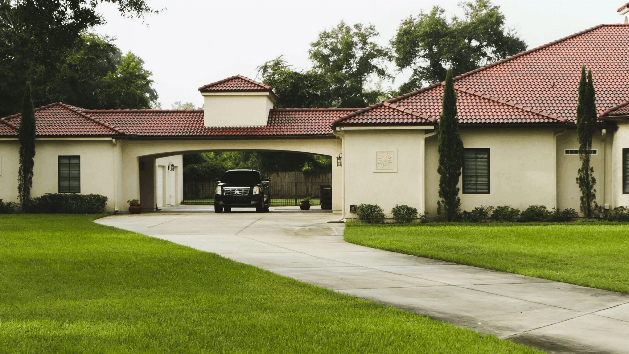 What Makes a Roofing System Hurricane-Proof