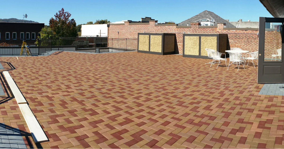 3 Tips for Designing a Commercial Office Patio | ASPIRE