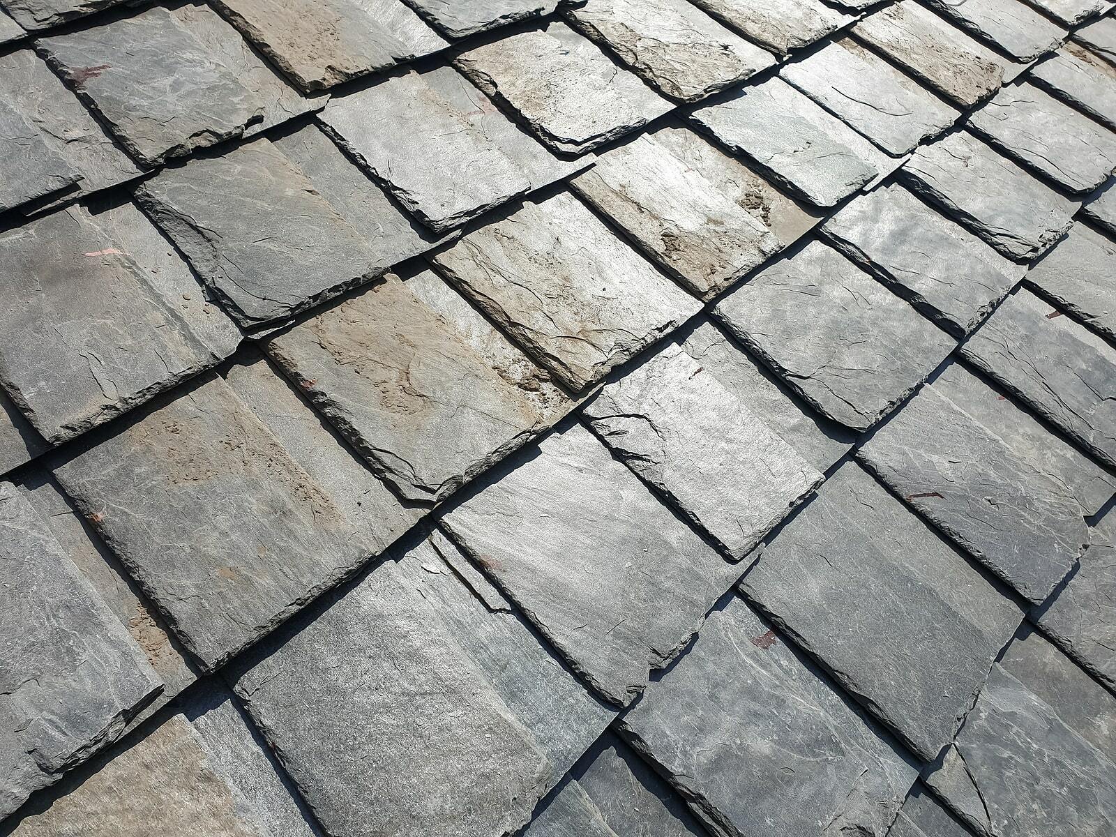 cleaning slate roof tile