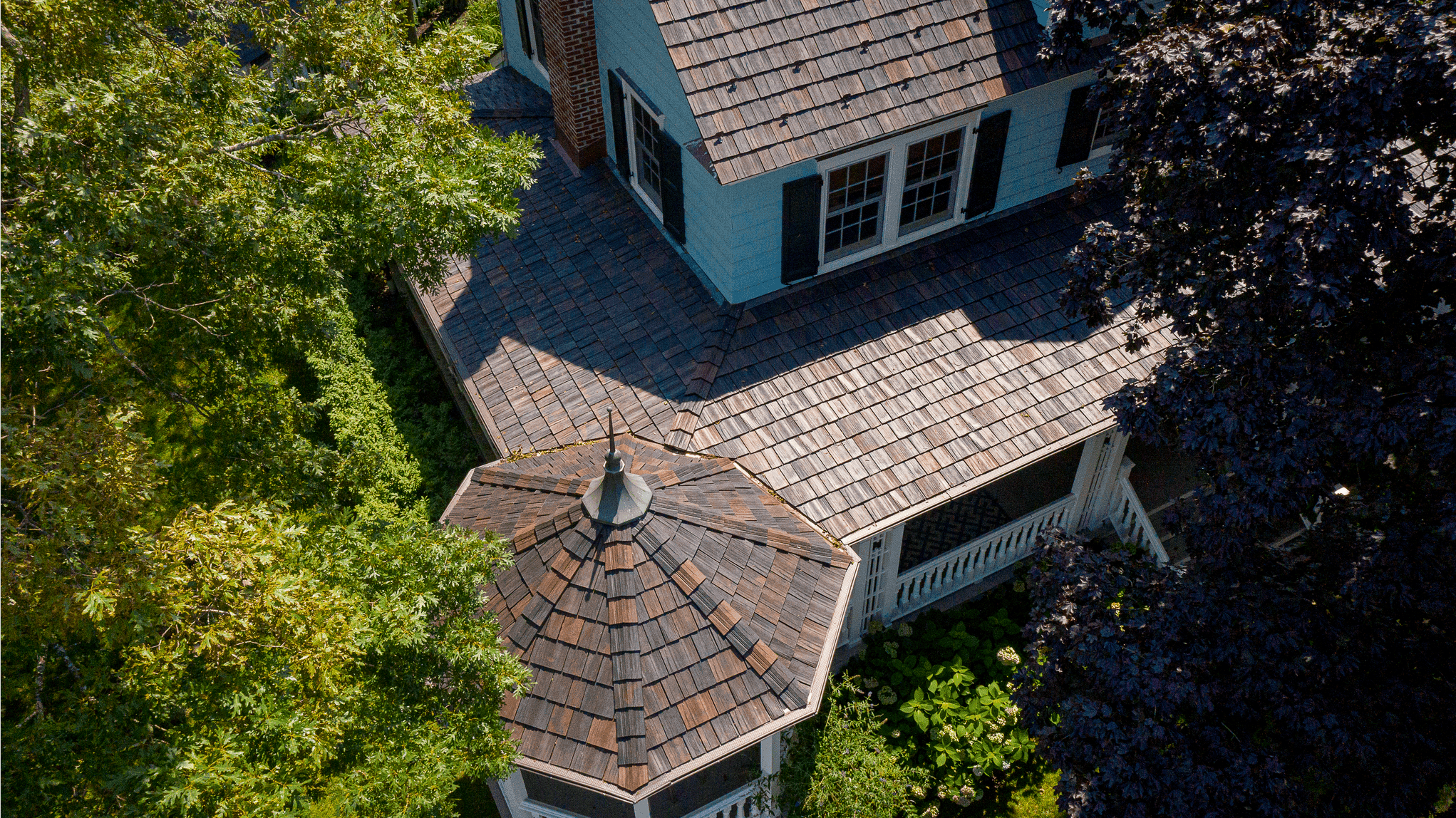 How to choose the right roofer for your project