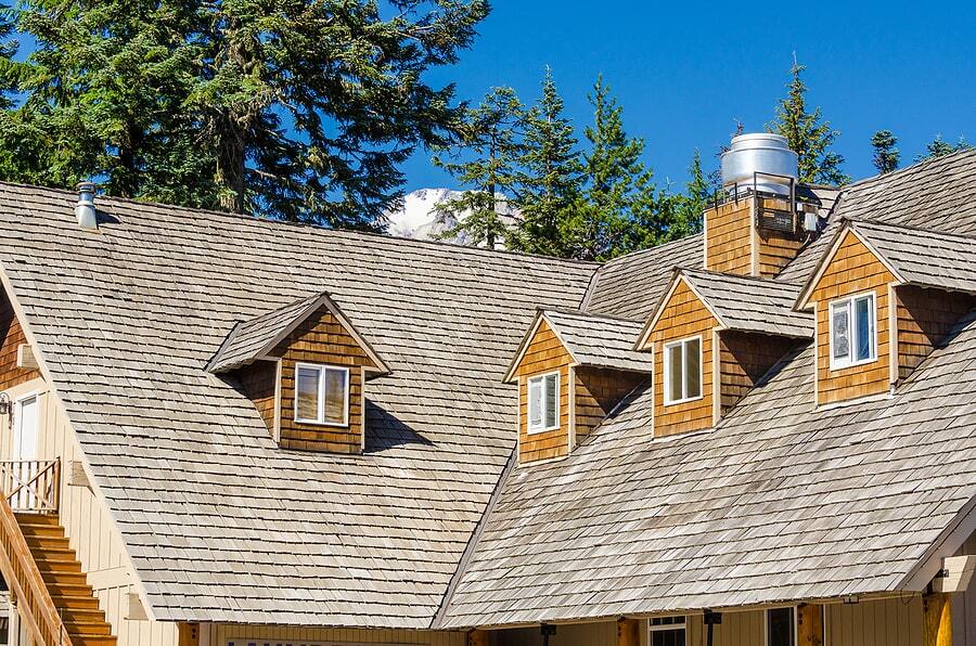 Signs It’s Time To Replace Roof Flashing