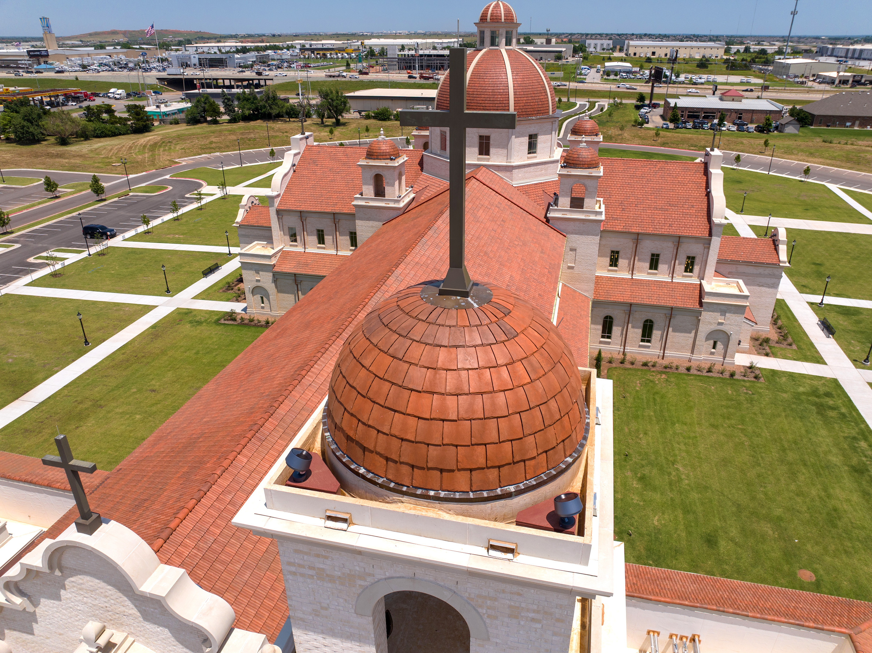 Cupolas and Extraordinary Building Length Brought Challenges