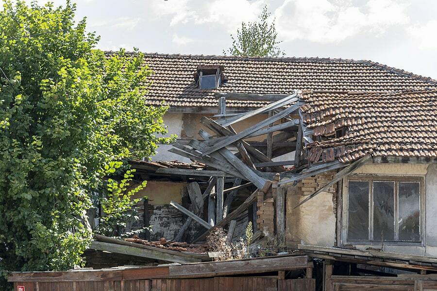 Signs That Your Roof Is Carrying Too Much Weight
