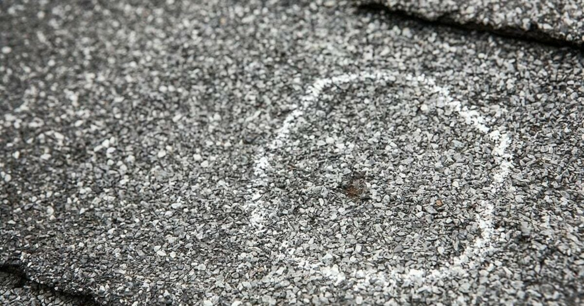Common Roof Issues: Stained Shingles